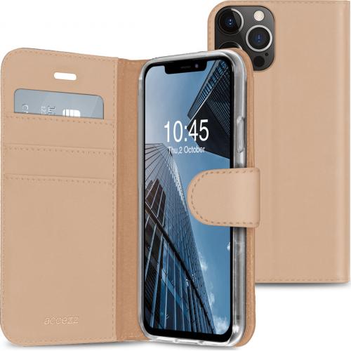 Accezz Wallet Softcase Booktype voor de iPhone 13 Pro Max - Goud
