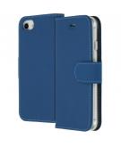 Accezz Wallet Softcase Booktype voor iPhone SE (2022 / 2020) / 8 / 7 / 6(s) - Donkerblauw
