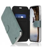 Accezz Xtreme Wallet Booktype voor de iPhone 12 (Pro) - Lichtblauw