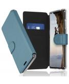 Accezz Xtreme Wallet Booktype voor de iPhone 13 - Lichtblauw